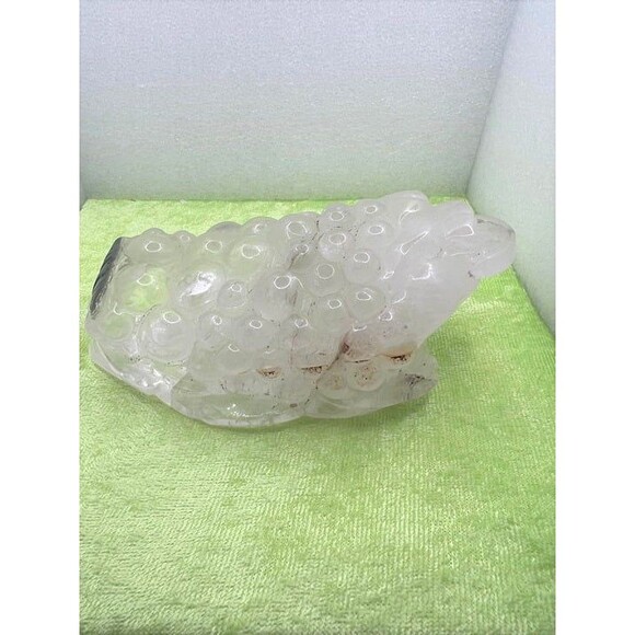 Large Clear Quartz Money Toad - Picture 3 of 9